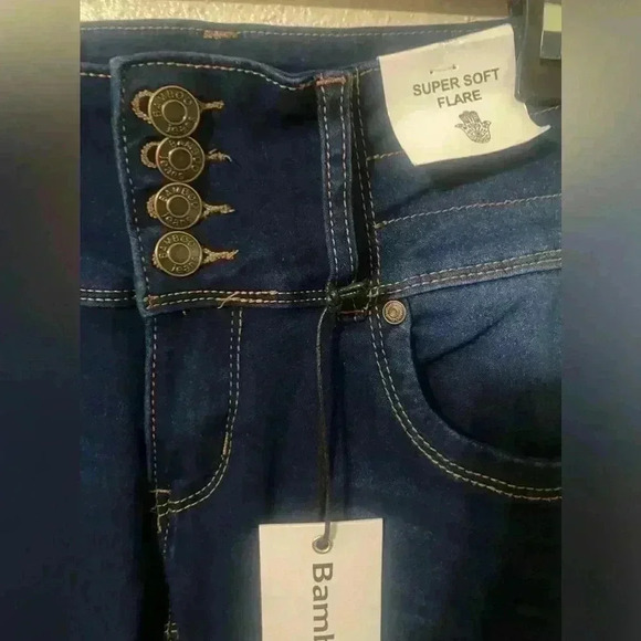 NWT Bamboo Soft Flare High Waisted Denim Jeans - Junior Size 7 - Picture 4 of 6